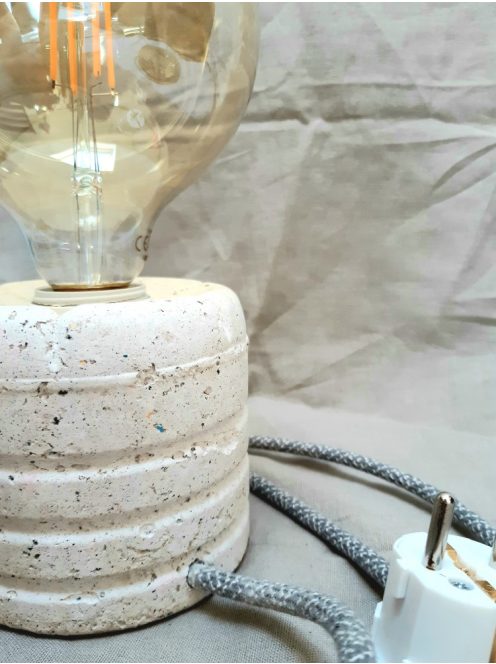 Eco-concrete lamp - with giant bulb