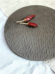 Beton tálca - suhanó