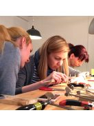 Egy alkalmas ötvös ws - DECEMBER 6.